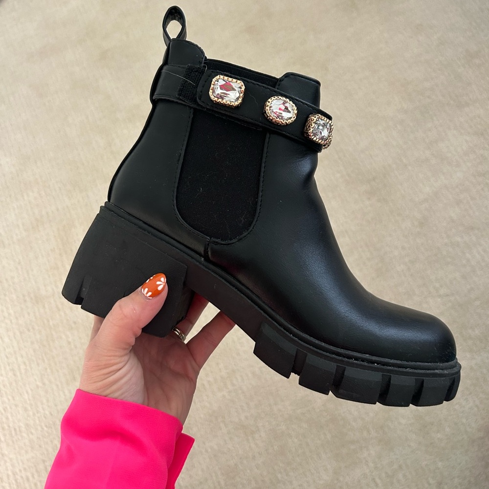 Madden Girl Boots